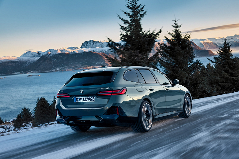 Представлены новые BMW 5-Series и i5 Touring: у них другие силовые агрегаты